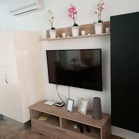 Feel Like At Apartment *