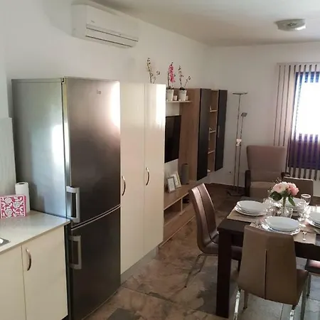 Feel Like At Apartment Mogan
